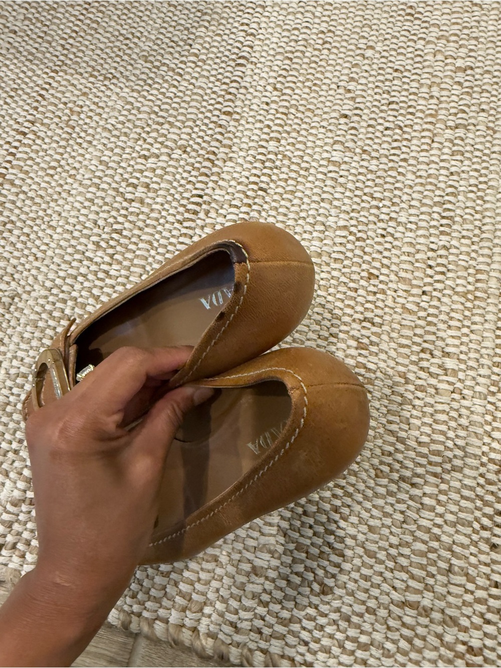 Vintage Prada Tan Leather Wood Buckle Kitten Heels - Size 36 - Picture 7 of 8